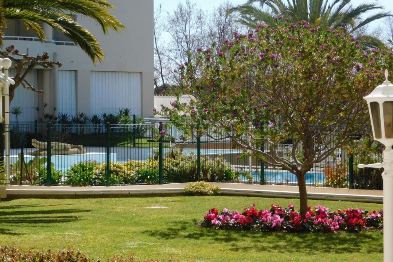 Appartement "T2 "Antibes Les Pins 3" Air Conditionned Sea View With Parking And Pool" Extérieur photo