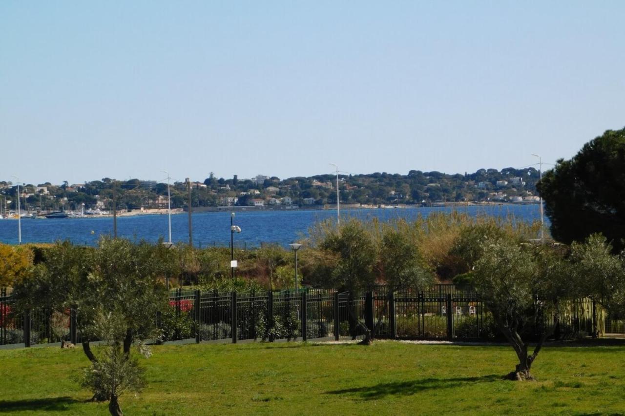 Appartement "T2 "Antibes Les Pins 3" Air Conditionned Sea View With Parking And Pool" Extérieur photo