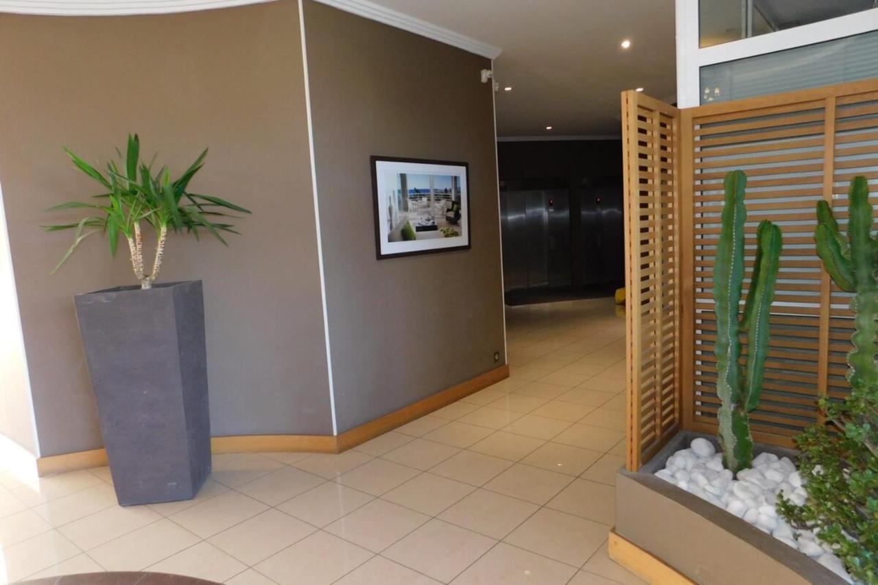 Appartement "T2 "Antibes Les Pins 3" Air Conditionned Sea View With Parking And Pool" Extérieur photo